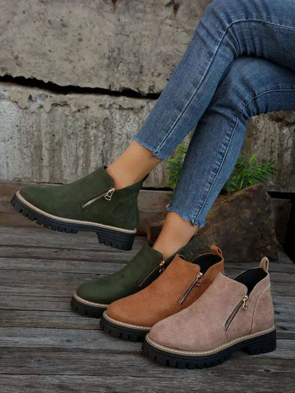 Amélie | des bottes chic en daim avec fermeture à glissière
