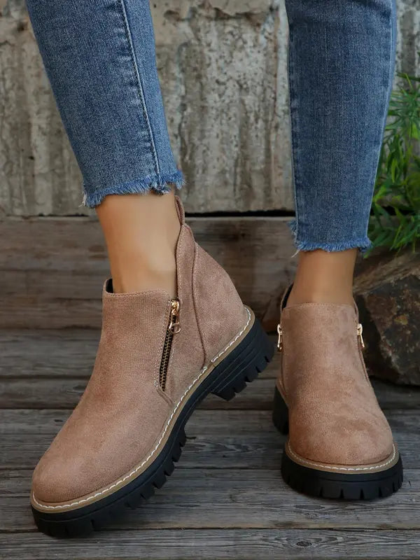 Amélie | des bottes chic en daim avec fermeture à glissière
