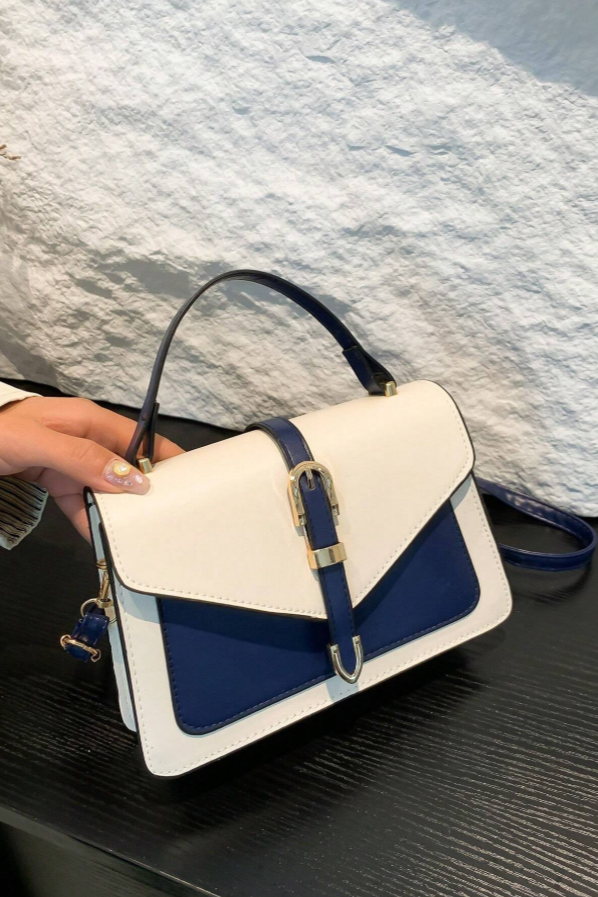 Violette™  Sac à bandoulière avec fermeture à boucle